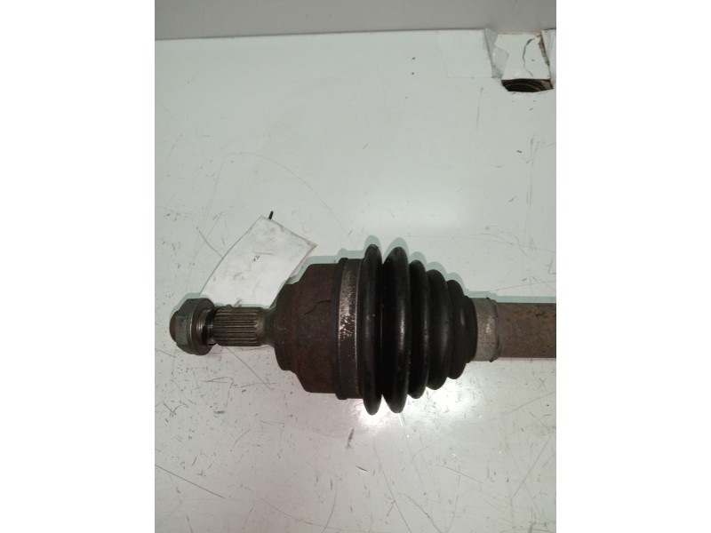 Recambio de transmision delantera derecha para peugeot 308 confort referencia OEM IAM 9661107280  