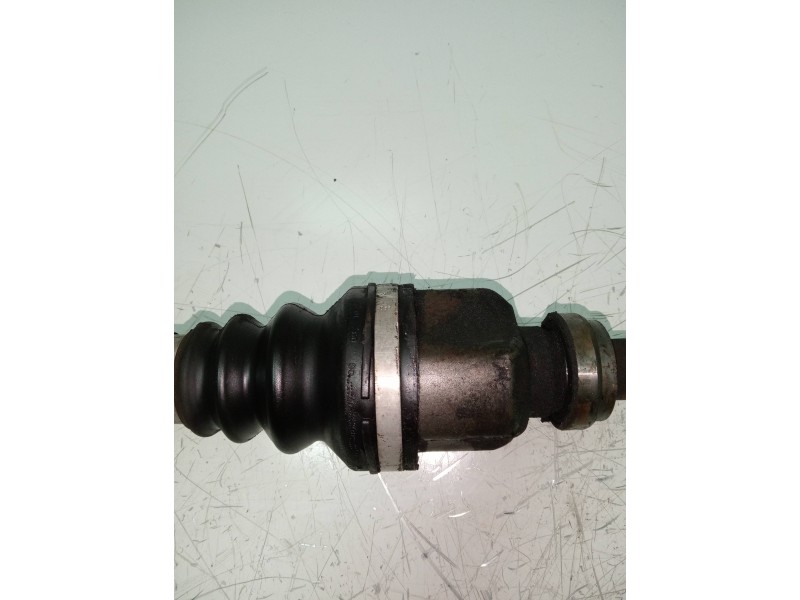 Recambio de transmision delantera derecha para peugeot 308 confort referencia OEM IAM 9661107280  