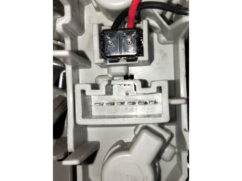 Recambio de piloto trasero derecho para toyota verso 2.0 d-4d cat referencia OEM IAM 815500F130  