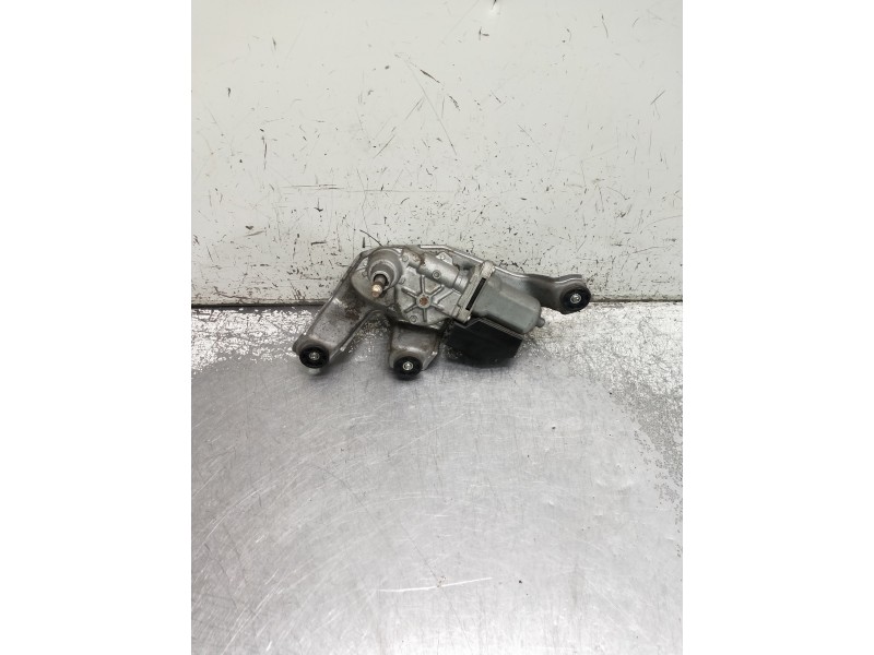 Recambio de motor limpia trasero para toyota verso 2.0 d-4d cat referencia OEM IAM 851300F030  