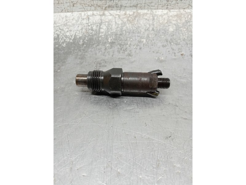 Recambio de inyector para citroen zx 1.9 d referencia OEM IAM LCR6735201D  LUCAS