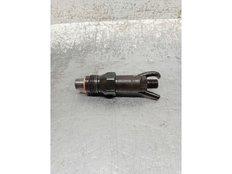 Recambio de inyector para citroen zx 1.9 d referencia OEM IAM LCR6735201D  LUCAS