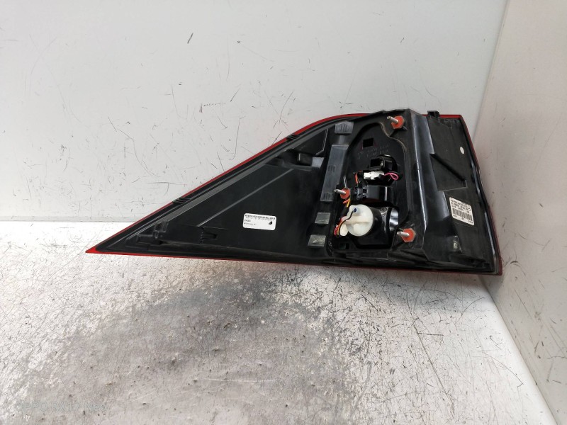 Recambio de piloto trasero derecho para mercedes clase m (w166) referencia OEM IAM A1669063201  