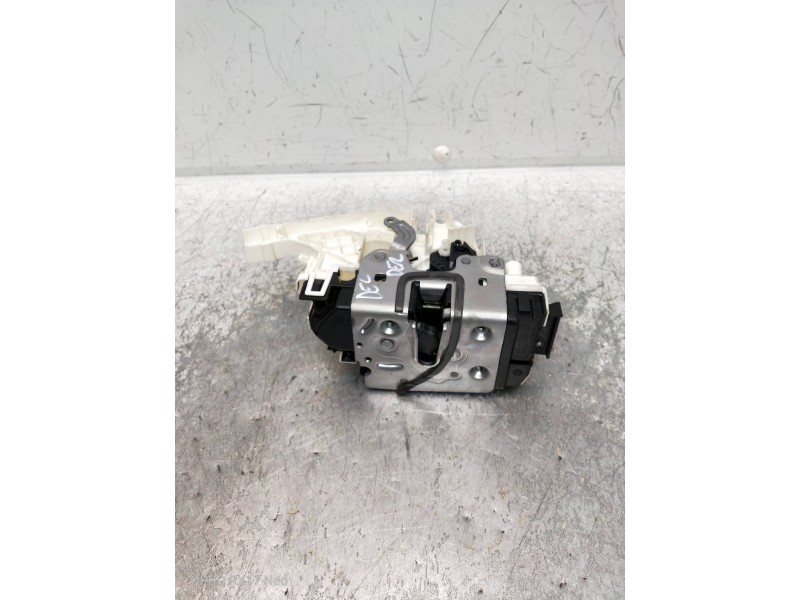 Recambio de motor cierre centralizado delantero derecho para mercedes clase m (w166) referencia OEM IAM A1667200435  5P