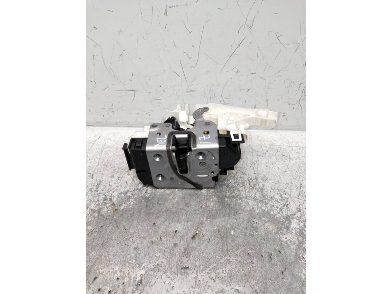 Recambio de motor cierre centralizado delantero izquierdo para mercedes clase m (w166) referencia OEM IAM A1667200135  5P