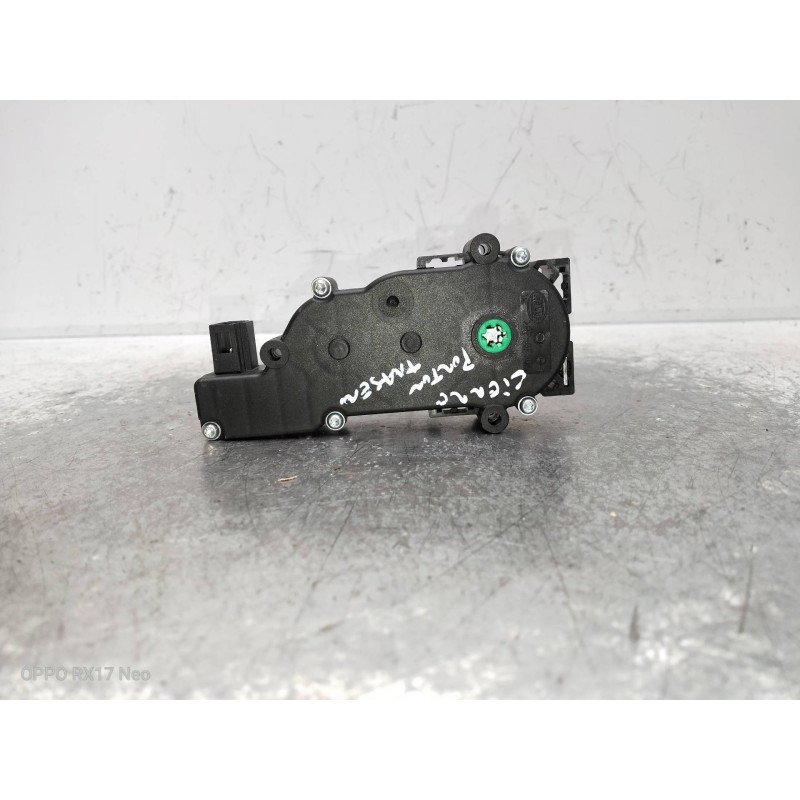 Recambio de motor cierre centralizado porton para mercedes clase m (w166) referencia OEM IAM A2047500060 6NE00942400 5P