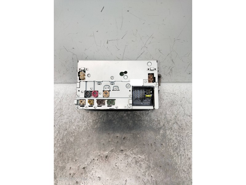 Recambio de sistema audio / radio cd para mercedes clase m (w166) referencia OEM IAM A1669004614 A12129025009 