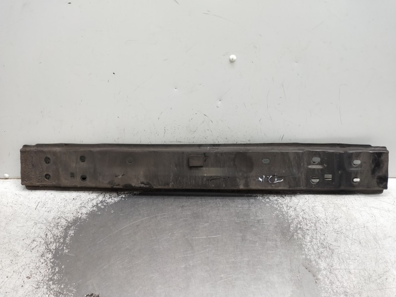 Recambio de refuerzo paragolpes trasero para toyota verso 2.0 d-4d cat referencia OEM IAM   