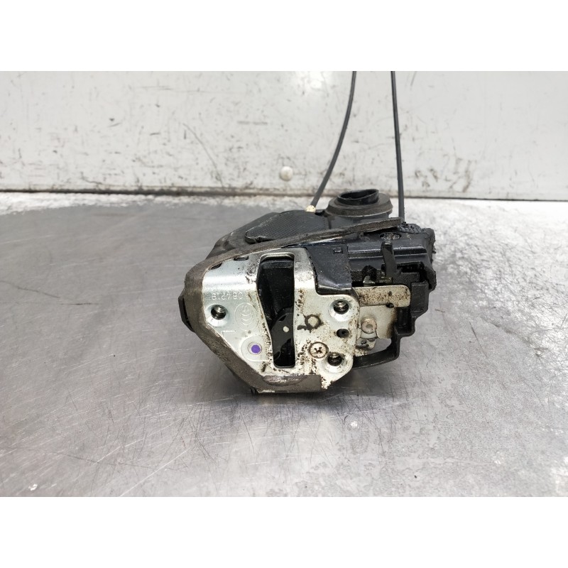 Recambio de motor cierre centralizado trasero izquierdo para toyota verso 2.0 d-4d cat referencia OEM IAM   5P