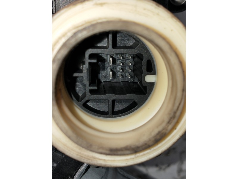 Recambio de elevalunas delantero derecho para toyota verso 2.0 d-4d cat referencia OEM IAM 698100F020  5P