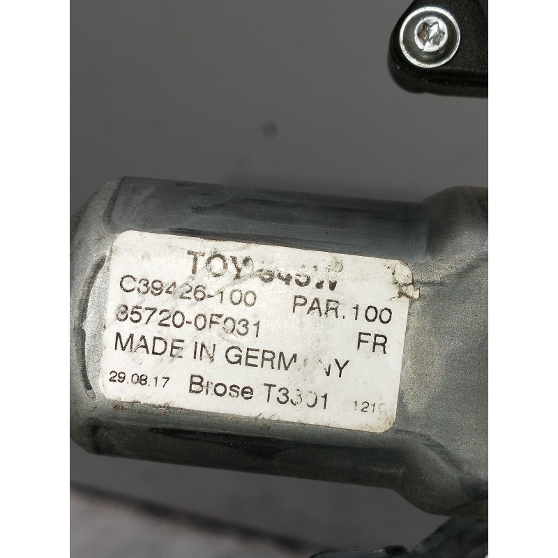 Recambio de elevalunas delantero izquierdo para toyota verso 2.0 d-4d cat referencia OEM IAM 857200F031 C39426100 5P