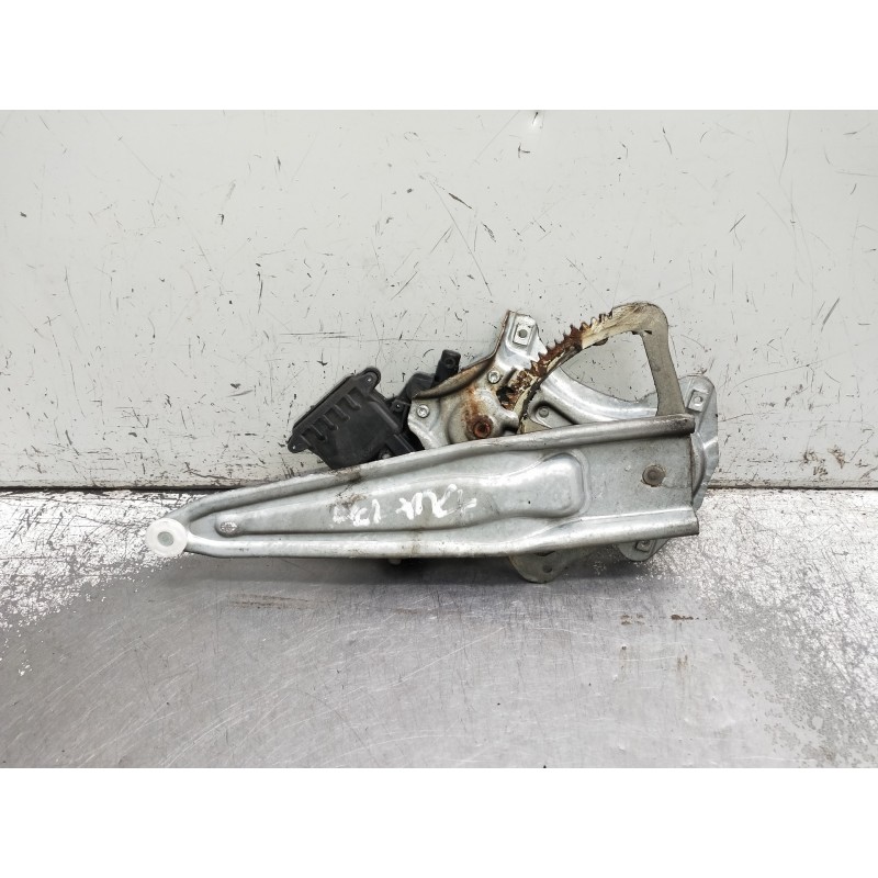 Recambio de elevalunas trasero izquierdo para toyota verso 2.0 d-4d cat referencia OEM IAM 857200F040C 915179104 5P