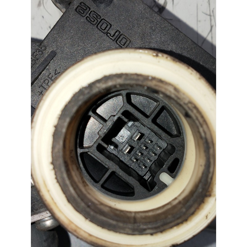 Recambio de elevalunas trasero izquierdo para toyota verso 2.0 d-4d cat referencia OEM IAM 857200F040C 915179104 5P