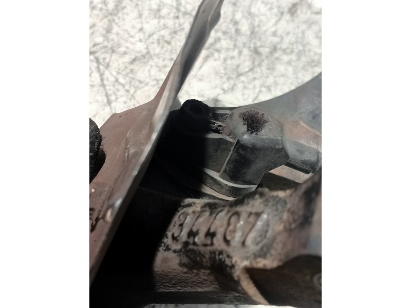 Recambio de mangueta delantera izquierda para peugeot expert kombi referencia OEM IAM   