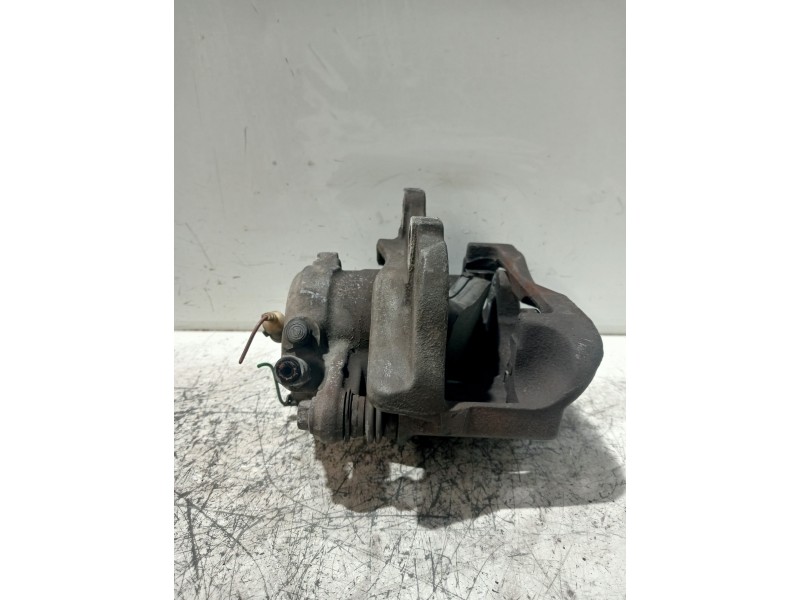 Recambio de pinza freno delantera izquierda para peugeot expert kombi referencia OEM IAM 6028A826  