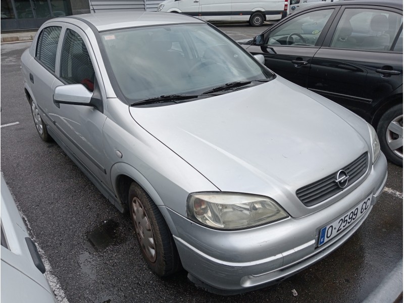 opel astra g berlina del año 1999