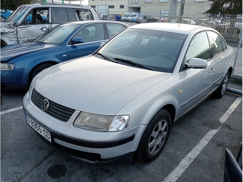volkswagen passat berlina (3b2) del año 1999