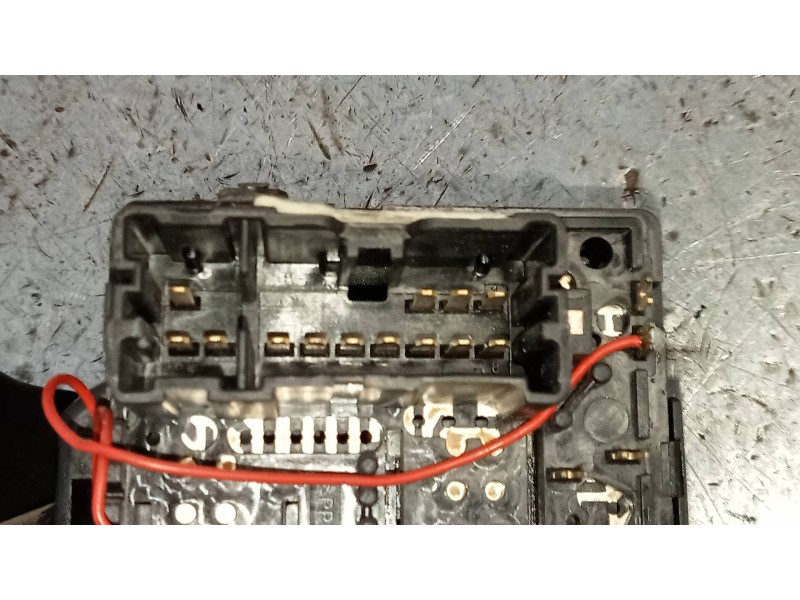 Recambio de mando limpia para dacia dokker ambiance referencia OEM IAM   