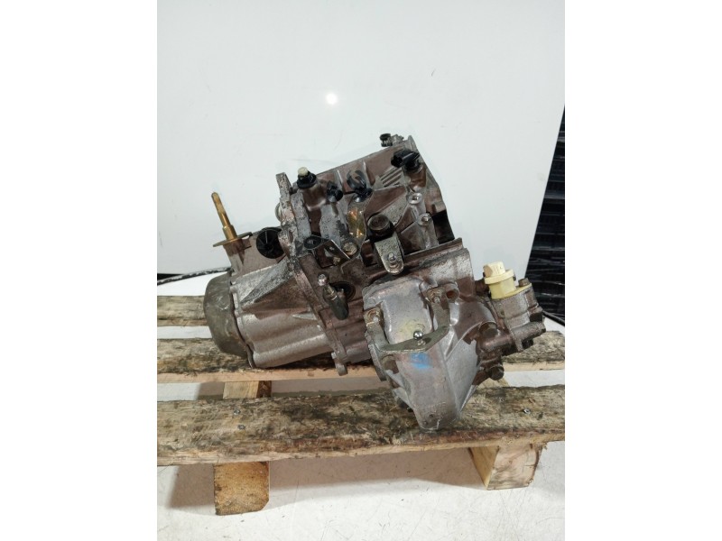 Recambio de caja cambios para peugeot 306 break boulebard referencia OEM IAM 20TD93 2672583A 5V