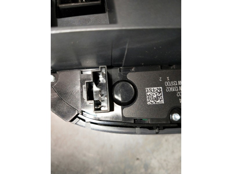 Recambio de mando multifuncion para mercedes clase c (w205) lim. referencia OEM IAM A2059008918 A2C9656100 