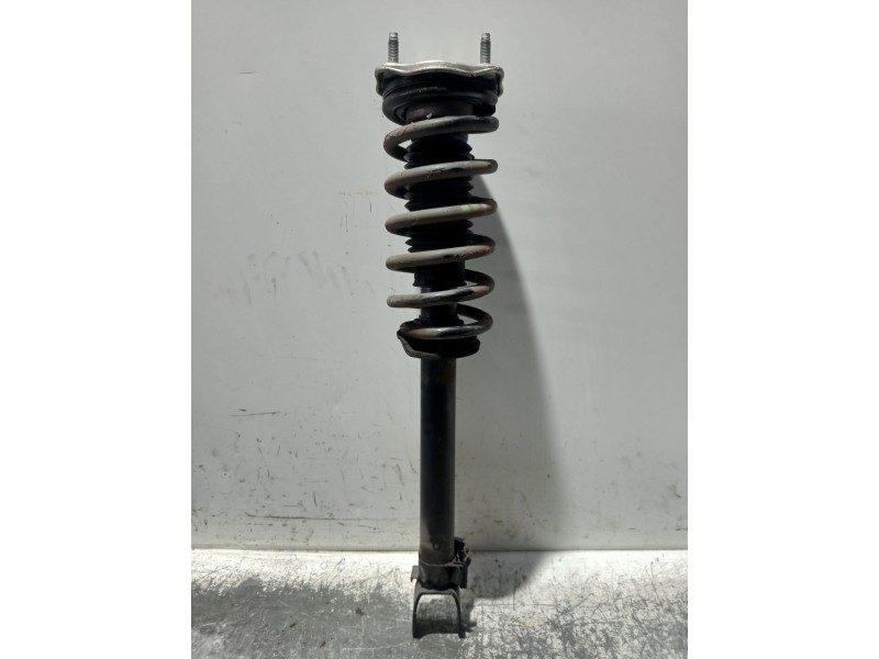 Recambio de amortiguador delantero izquierdo para mercedes clase c (w205) lim. referencia OEM IAM A2043521205  