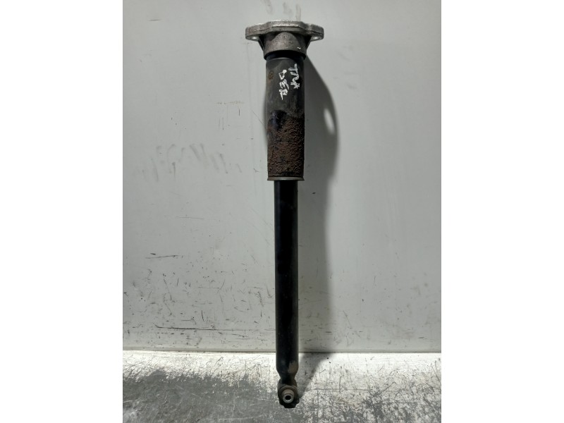 Recambio de amortiguador trasero derecho para mercedes clase c (w205) lim. referencia OEM IAM A2053207830  