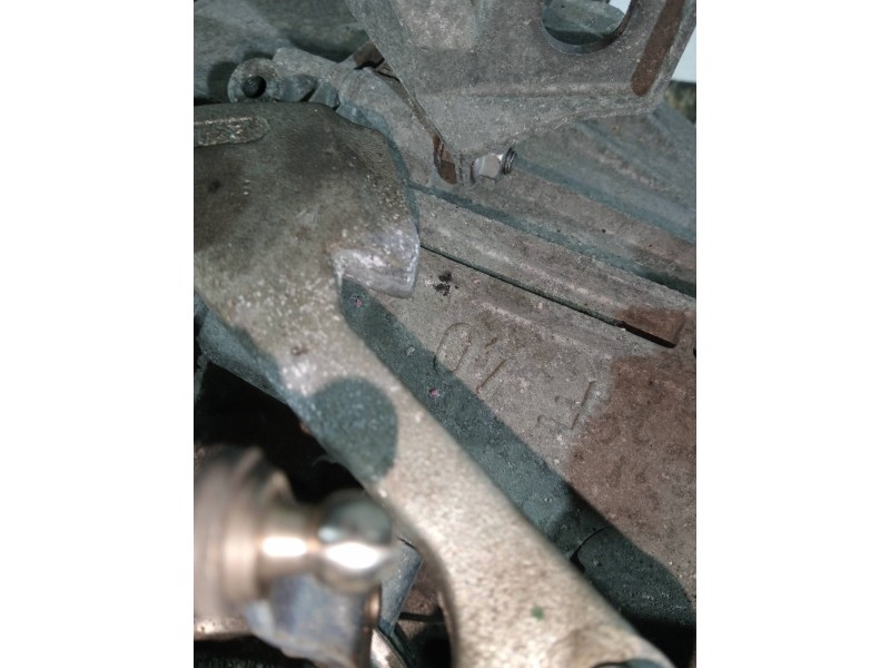 Recambio de caja cambios para opel insignia berlina 2.0 16v cdti referencia OEM IAM F40  6V