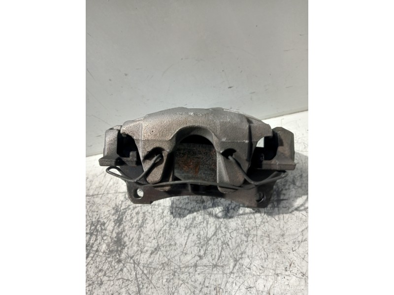 Recambio de pinza freno delantera izquierda para audi a4 avant (8wd) referencia OEM IAM 8W05DH  