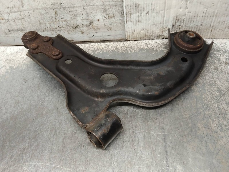 Recambio de brazo suspension inferior delantero derecho para ford fiesta berlina (dx) ambiente referencia OEM IAM   