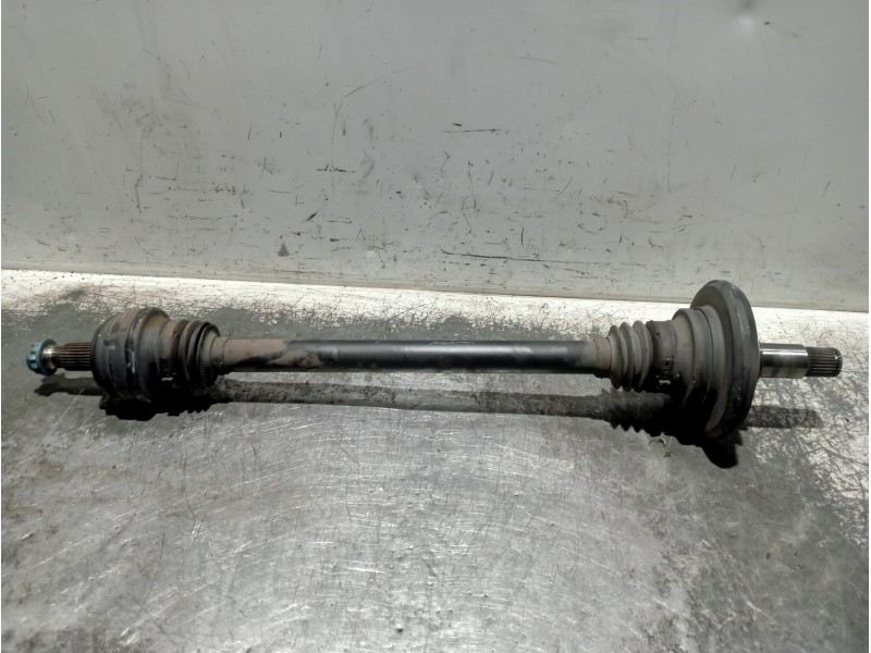 Recambio de transmision trasera izquierda para mercedes clase c (w205) lim. referencia OEM IAM   A2112201