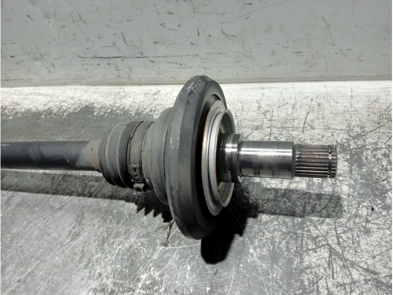 Recambio de transmision trasera izquierda para mercedes clase c (w205) lim. referencia OEM IAM   A2112201