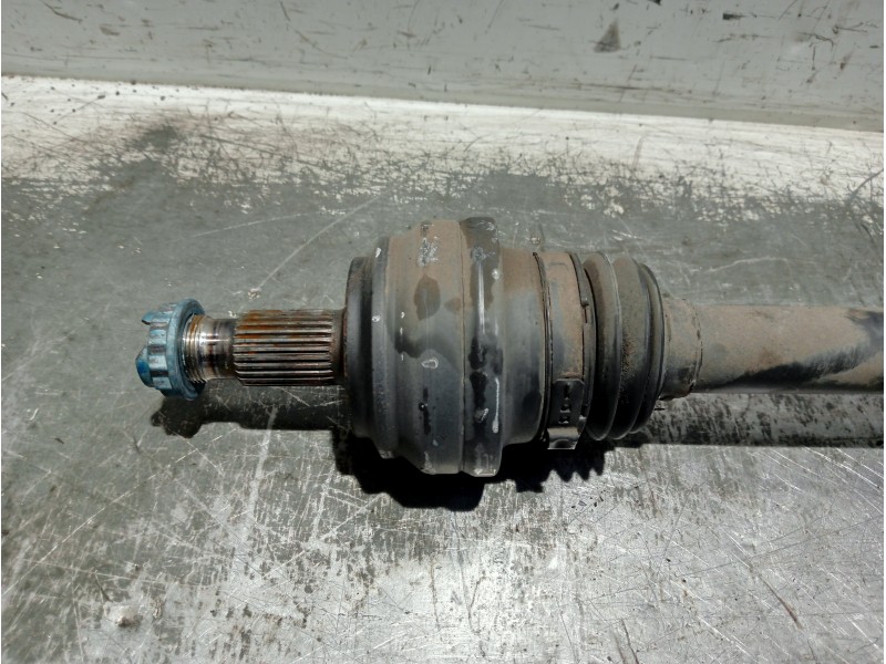 Recambio de transmision trasera izquierda para mercedes clase c (w205) lim. referencia OEM IAM   A2112201