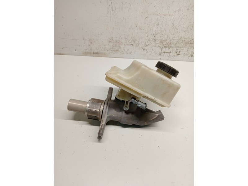 Recambio de bomba freno para mercedes clase m (w166) referencia OEM IAM 32668086  