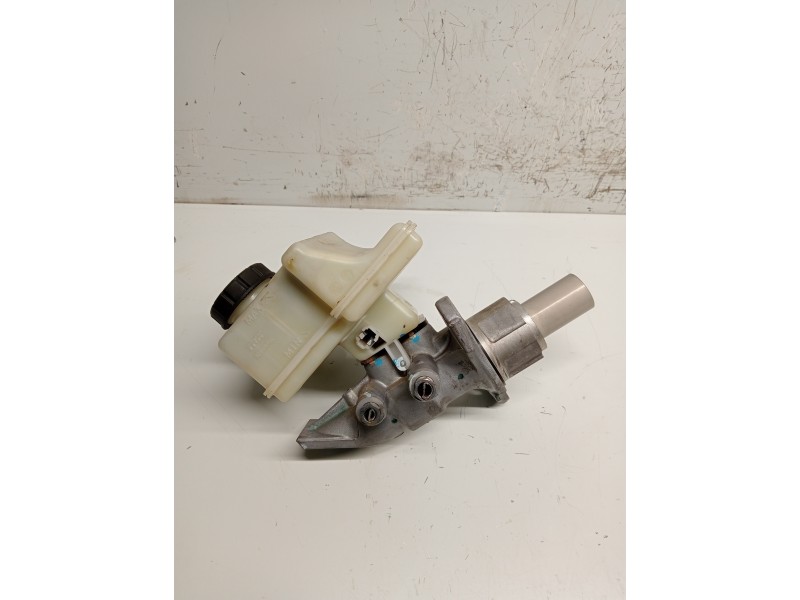 Recambio de bomba freno para mercedes clase m (w166) referencia OEM IAM 32668086  