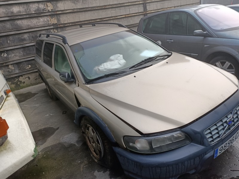 volvo xc70 del año 2004