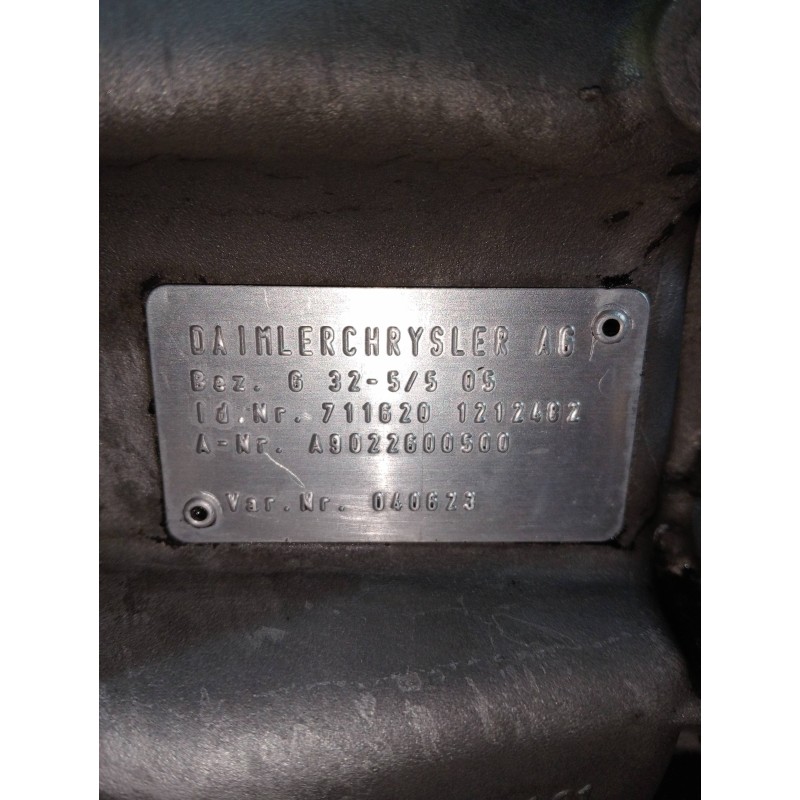 Recambio de caja cambios para mercedes sprinter 02.00  caja cerrada referencia OEM IAM A9022600500 711620 1212482 5V