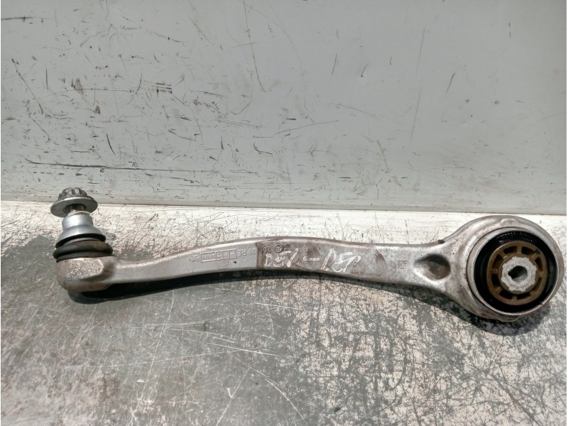 Recambio de brazo suspension inferior delantero derecho para mercedes clase c (w205) lim. referencia OEM IAM 20501RE  