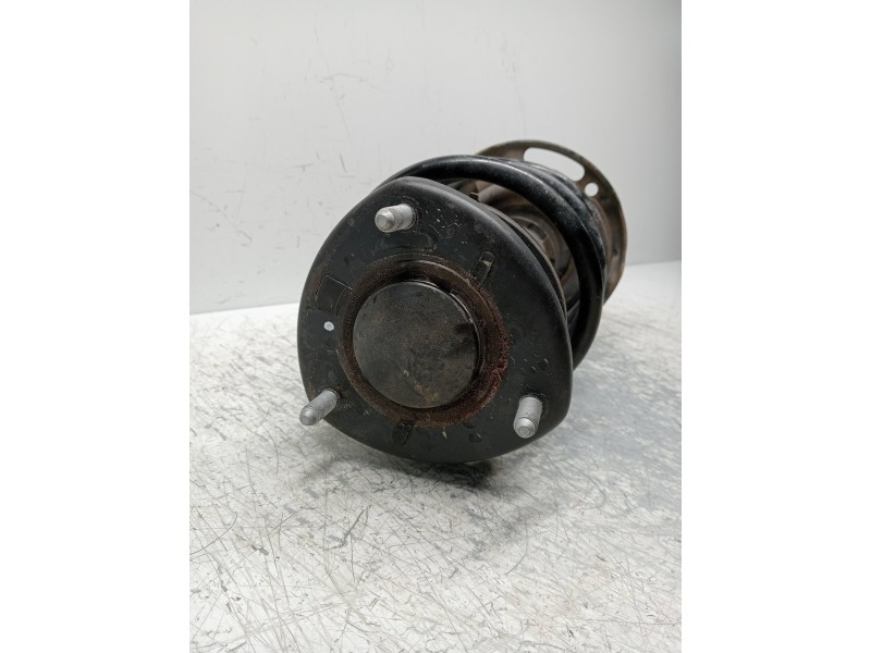 Recambio de amortiguador delantero derecho para mazda 3 berlina (bp) evolution referencia OEM IAM BDEN34700  