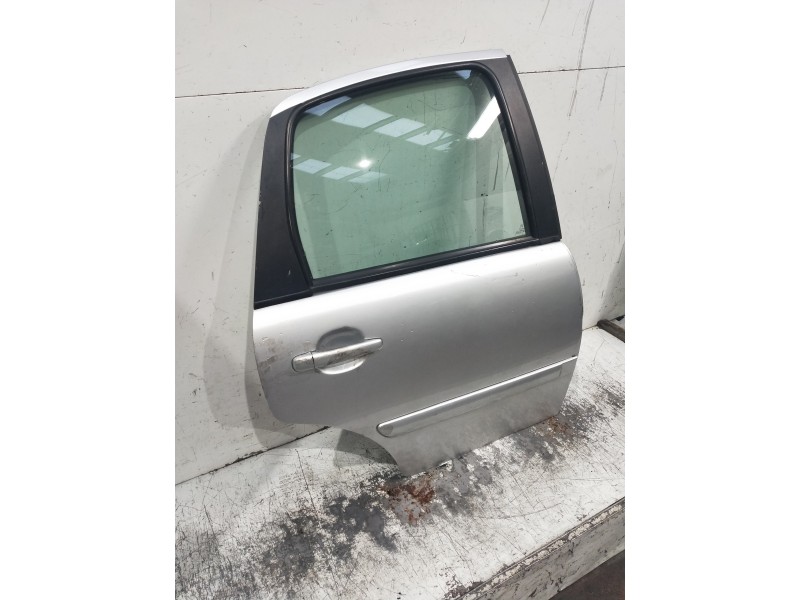 Recambio de puerta trasera derecha para citroen c3 referencia OEM IAM   5P