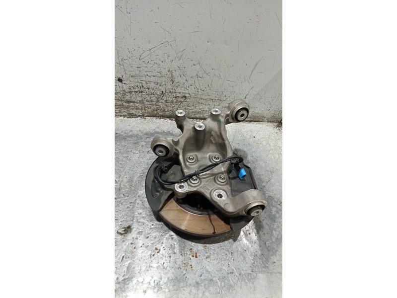 Recambio de mangueta trasera izquierda para mercedes clase b (w246) b 180 cdi be (246.200) referencia OEM IAM 2460306  