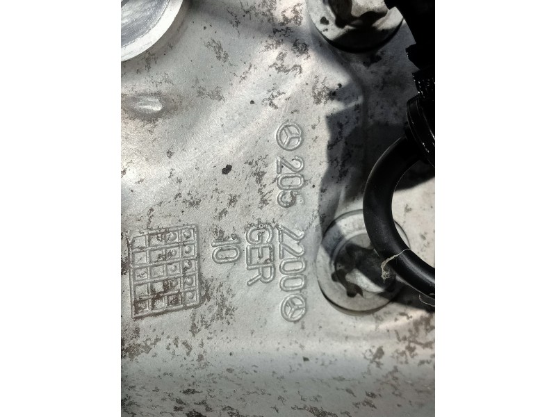 Recambio de mangueta delantera derecha para mercedes clase c (w205) lim. referencia OEM IAM 2052200  