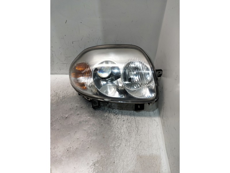 Recambio de faro derecho para renault clio ii fase i (b/cbo) 1.9 d referencia OEM IAM   