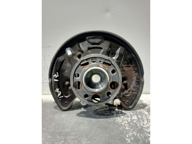 Recambio de mangueta trasera izquierda para mercedes clase c (w205) lim. referencia OEM IAM A2055467380  