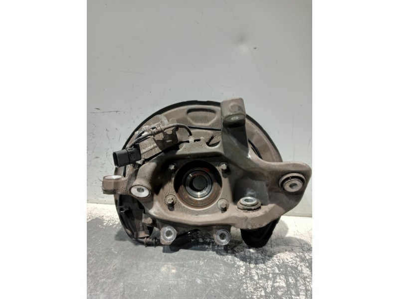 Recambio de mangueta trasera izquierda para mercedes clase c (w205) lim. referencia OEM IAM A2055467380  