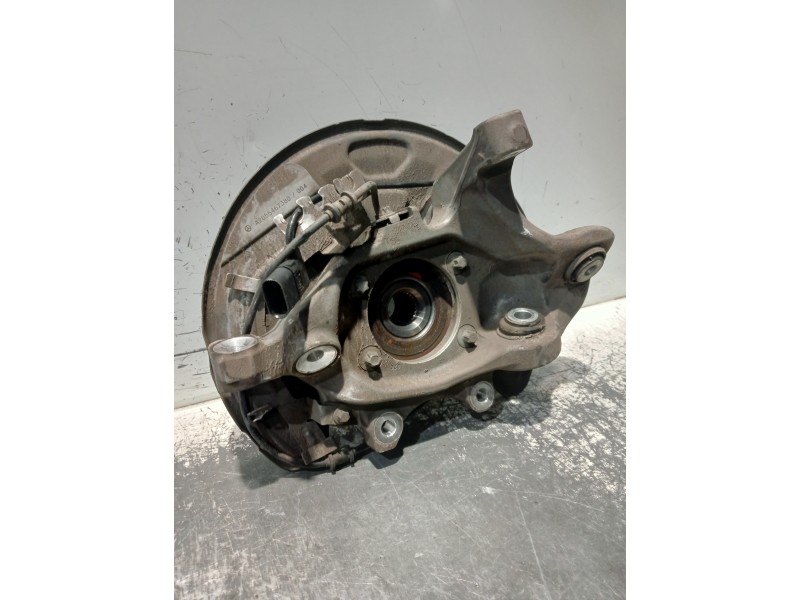 Recambio de mangueta trasera izquierda para mercedes clase c (w205) lim. referencia OEM IAM A2055467380  