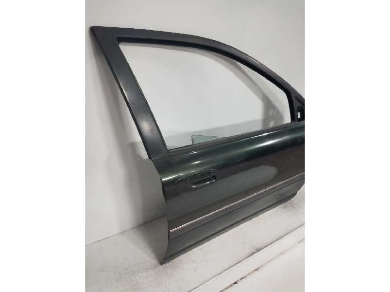 Recambio de puerta delantera derecha para volvo s80 berlina 2.4 cat referencia OEM IAM   