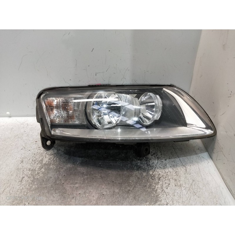 Recambio de faro derecho para audi a6 berlina (4f2) referencia OEM IAM 4F0941004  PATILLAS DE LA TAPA TRASERA ROTAS