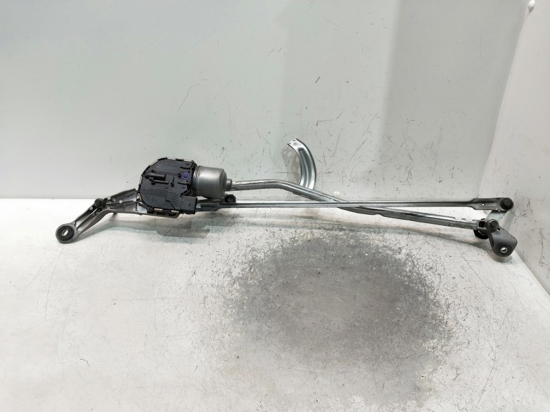 Recambio de motor limpia delantero para mercedes clase c (w205) lim. referencia OEM IAM A2058200740 3397021688 