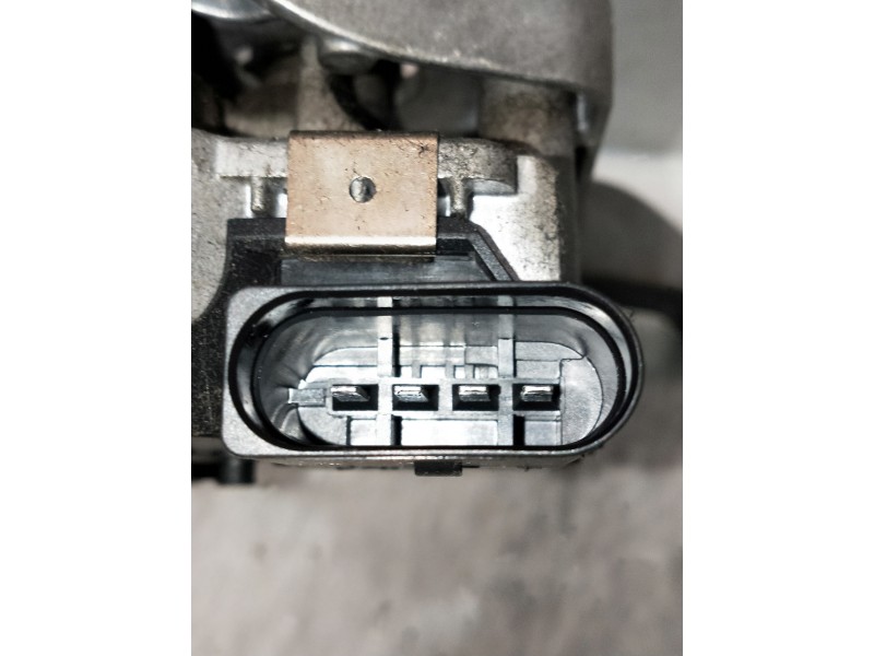 Recambio de motor limpia delantero para mercedes clase c (w205) lim. referencia OEM IAM A2058200740 3397021688 