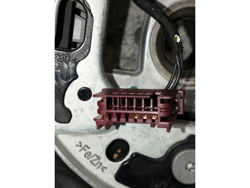 Recambio de volante para mercedes clase c (w205) lim. referencia OEM IAM A0004601803  